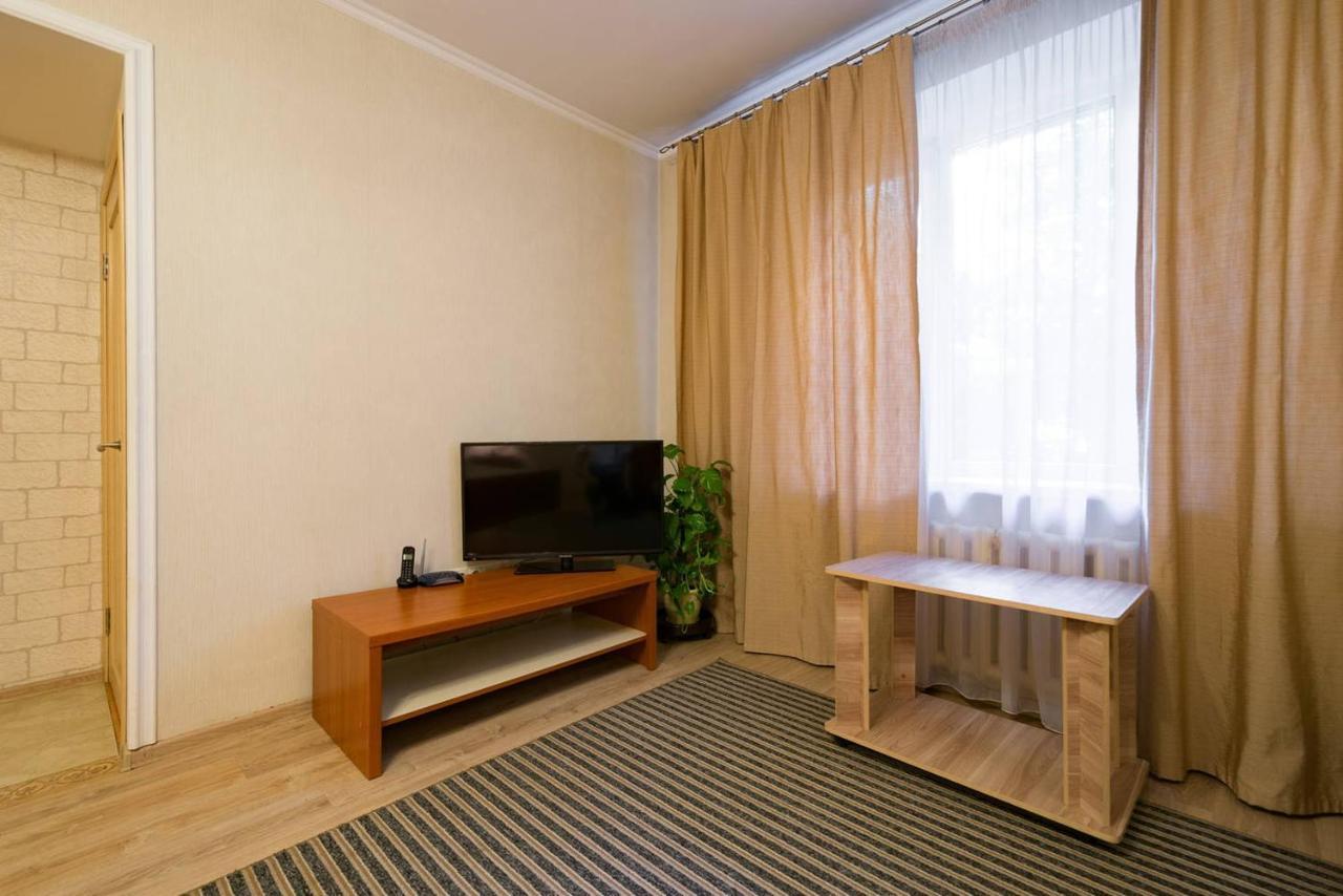 Nadezhda Apartment On Nauryzbay Batyra 37/1 Almaty Esterno foto